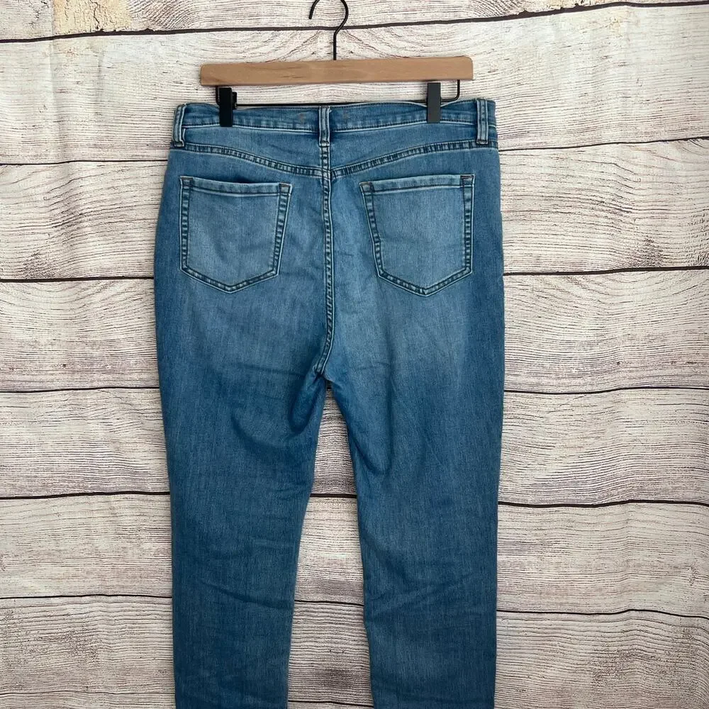 Free People medium wash mom jeans sz 31 W - Picture 2 of 3